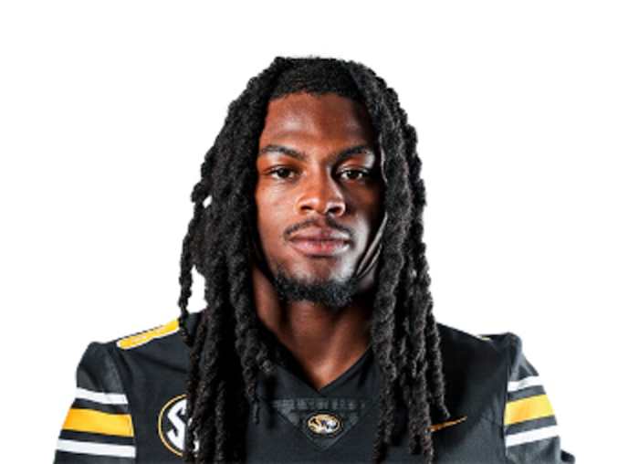 Missouri LB Ty'Ron Hopper 2